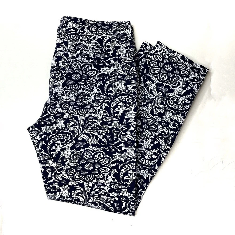J. McLaughlin Blue Floral Lace Printed Slim Leg Pants - Picture 2 of 3